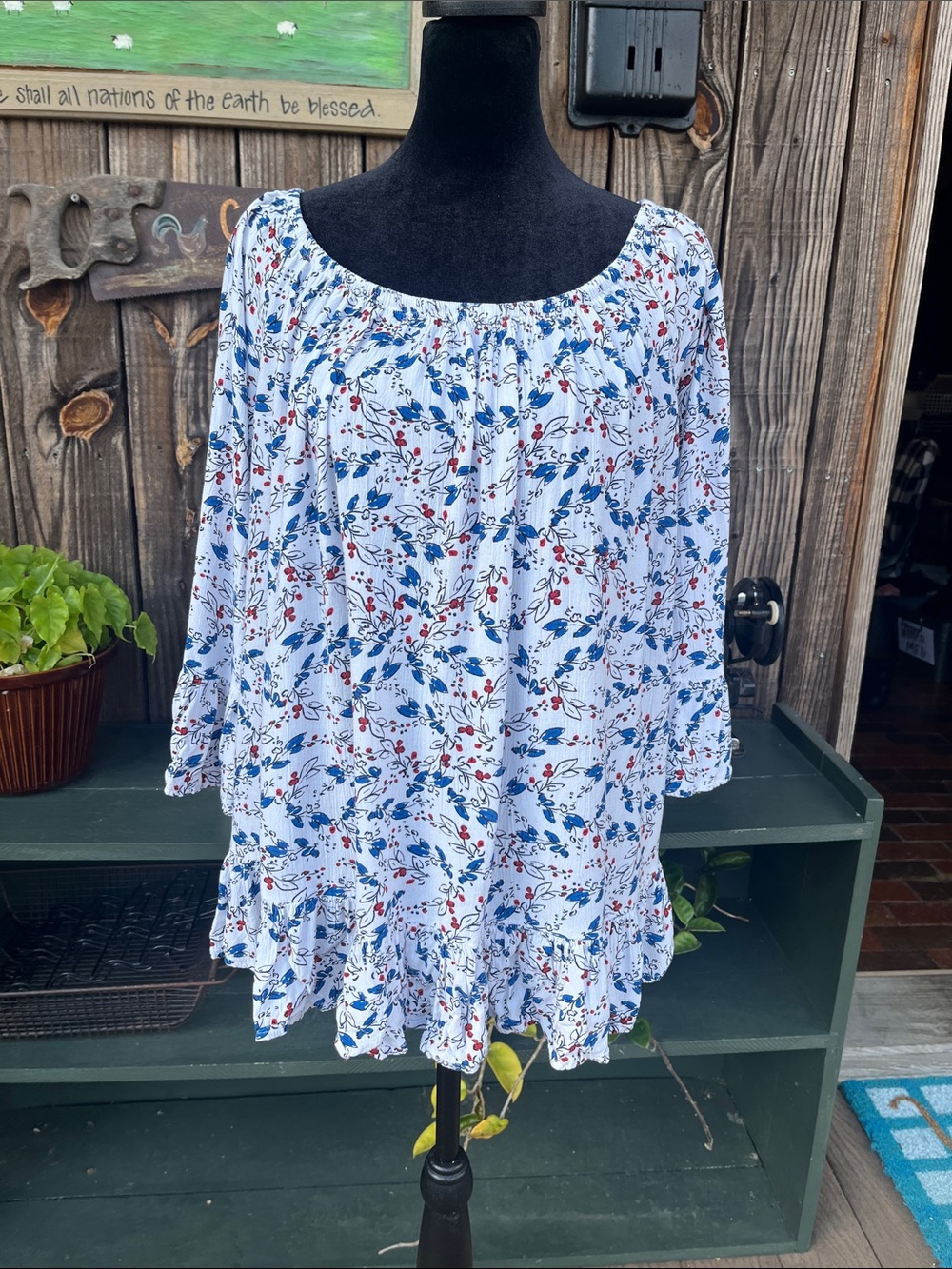 Vintage 2X Faded Glory red, white and blue peasant top